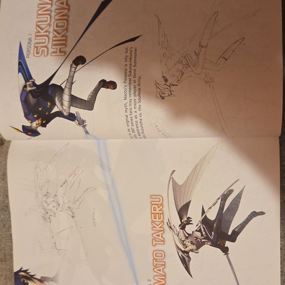 💗 RARE Persona 4 Visual Data ART Book From PS2 Collectors Edition💗 - Picture 4 of 5